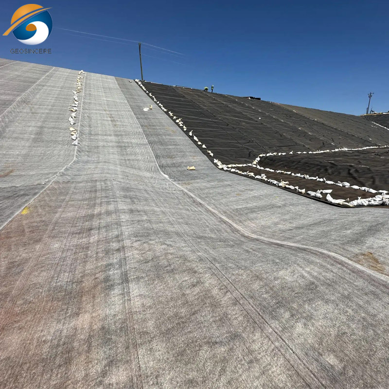 بطانة طينية من GCL