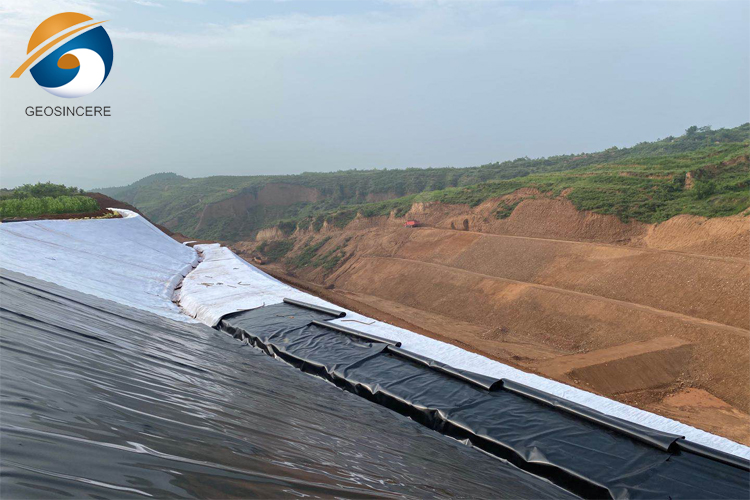 แผ่นบุบ่อน้ำ HDPE ความหนาแน่นสูง 40 มิล แผ่นบุบ่อน้ำ HDPE ความหนาแน่นสูง 40 มิล