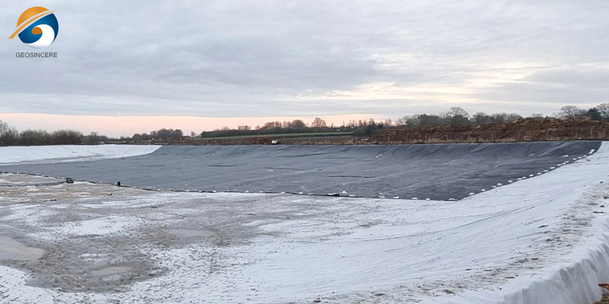 Geomembrana de PEAD para sistemas de revestimento de aterros sanitários