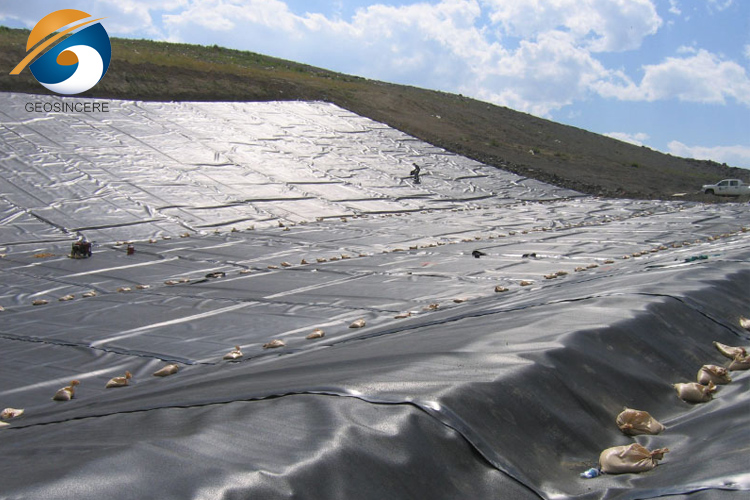 Геомембрана из армированного полипропилена HDPE толщиной 40 мил