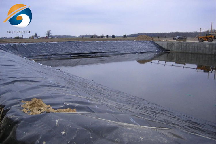 Непроницаемая геомембрана для пруда толщиной 1,5 мм Непроницаемая геомембрана для пруда толщиной 1,5 мм
