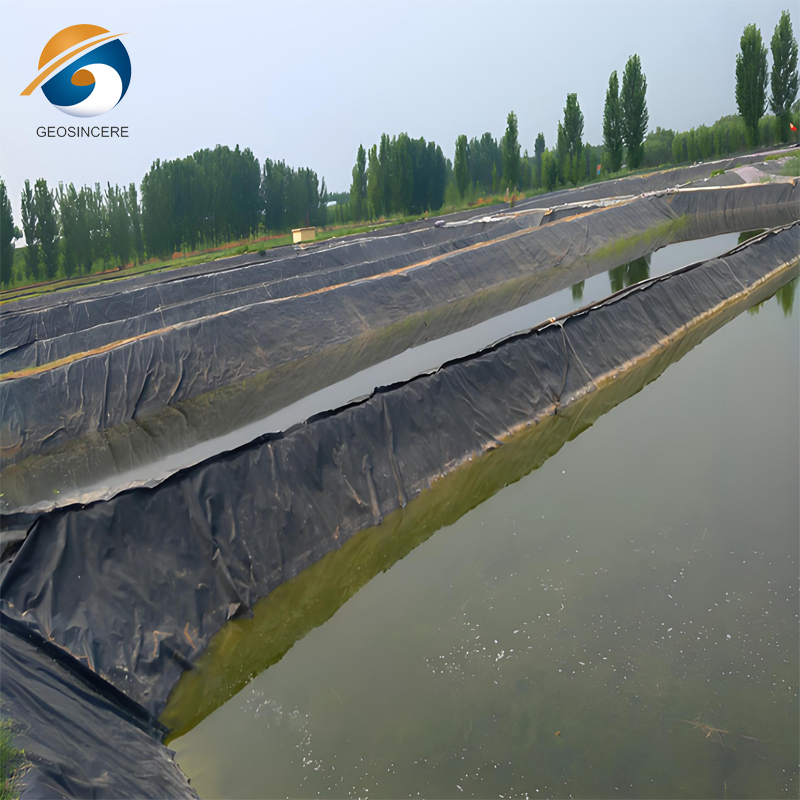 HDPE ポンドライナー 500 ミクロン