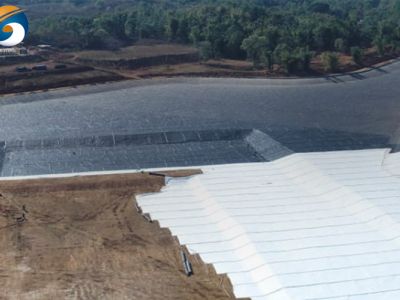 Geomembrana de polietileno de alta densidade GEOSINCERE Geosynthetics para aterro sanitário