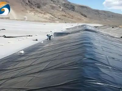 Como escolher a espessura da geomembrana para um tanque de peixes