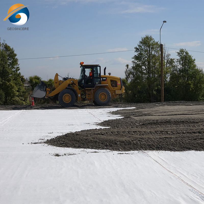 Tela geotêxtil não tecida