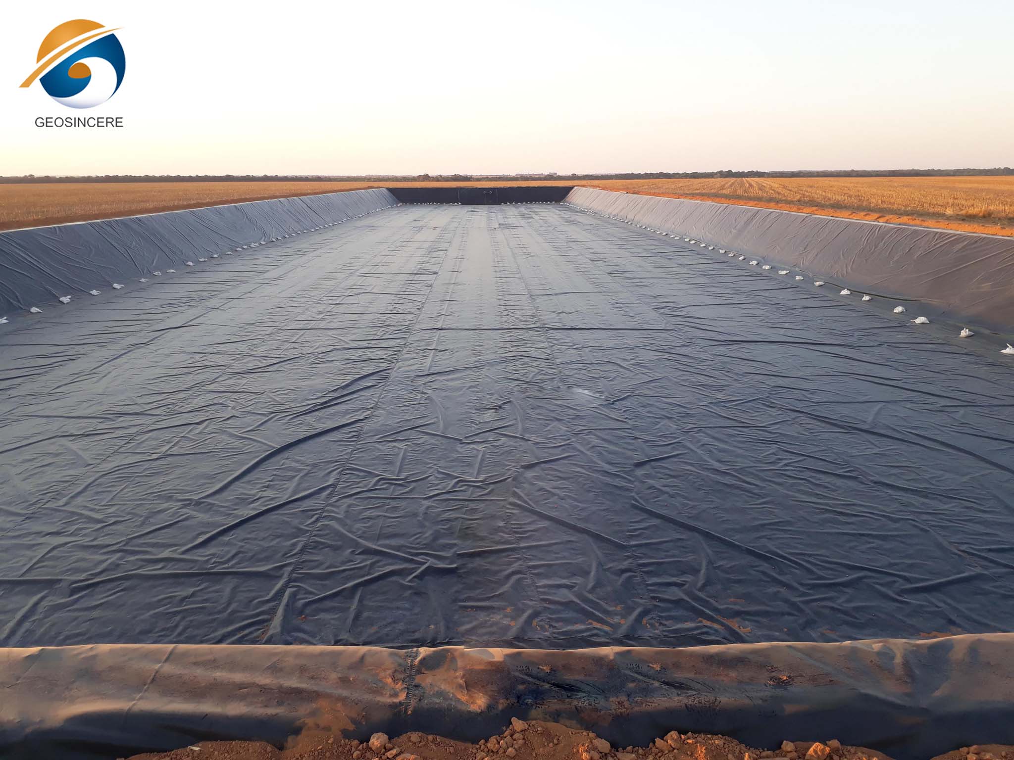 60 мил HDPE лайнер непроницаемая геомембрана 60 мил HDPE лайнер непроницаемая геомембрана