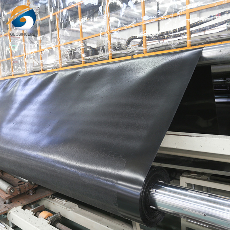 Черная текстурированная геомембранная подкладка для свалки