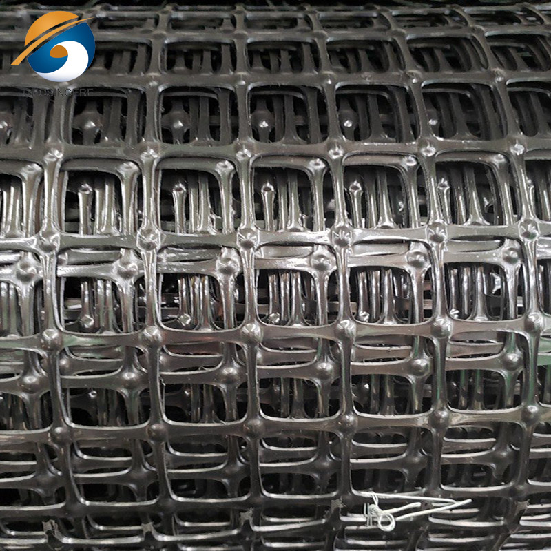 شبكة جغرافية ذات محورين من الألياف البلاستيكية السوداء لمواقف السيارات