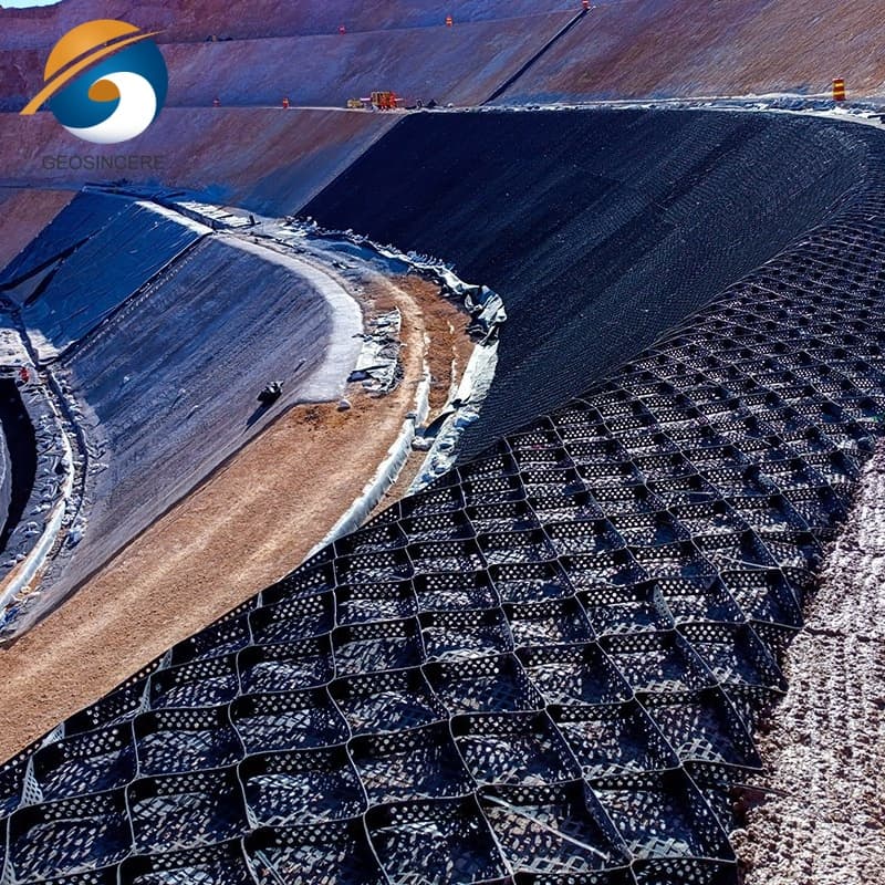 Geocelda para protección de taludes
