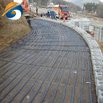 Полипропиленовая одноосная георешетка для гравийной дороги