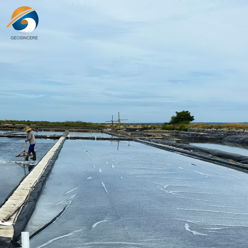 Водонепроницаемая геомембрана с устойчивостью к ультрафиолетовому излучению для соляной промышленности