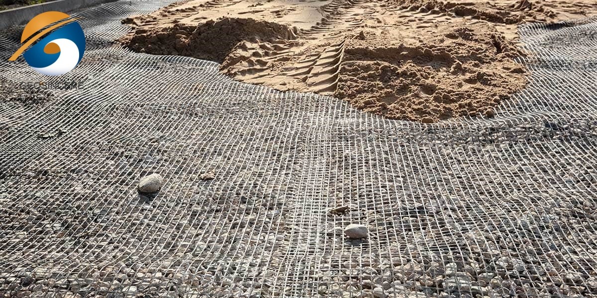شبكة أرضية جيوجريد لتثبيت ممرات الحصى