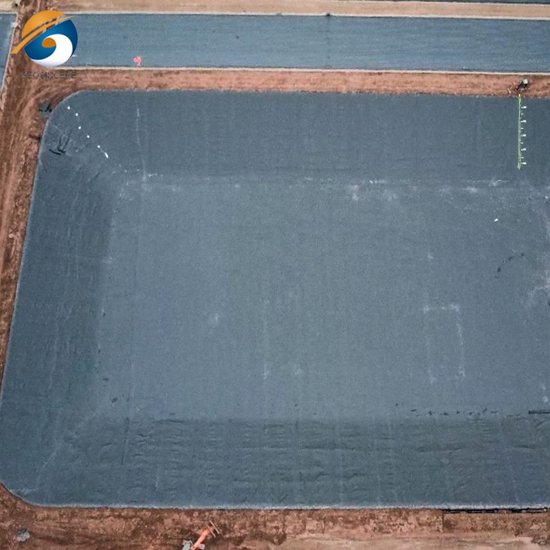 Geomembrana em PEAD de 1,5 mm para contenção de resíduos industriais