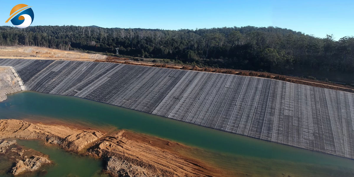 Material de revestimento de barragens para prevenção de infiltrações Material de revestimento de barragens para prevenção de infiltrações