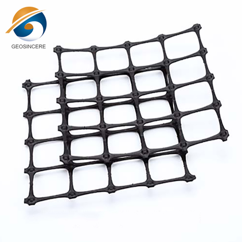 Стально-пластиковая сварная георешетка для устойчивости склонов