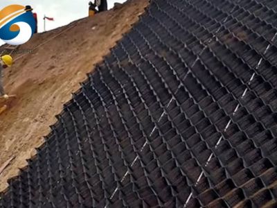 Geocélula de proteção de taludes geossintéticos GEOSINCERE para projetos de reforço de solos íngremes