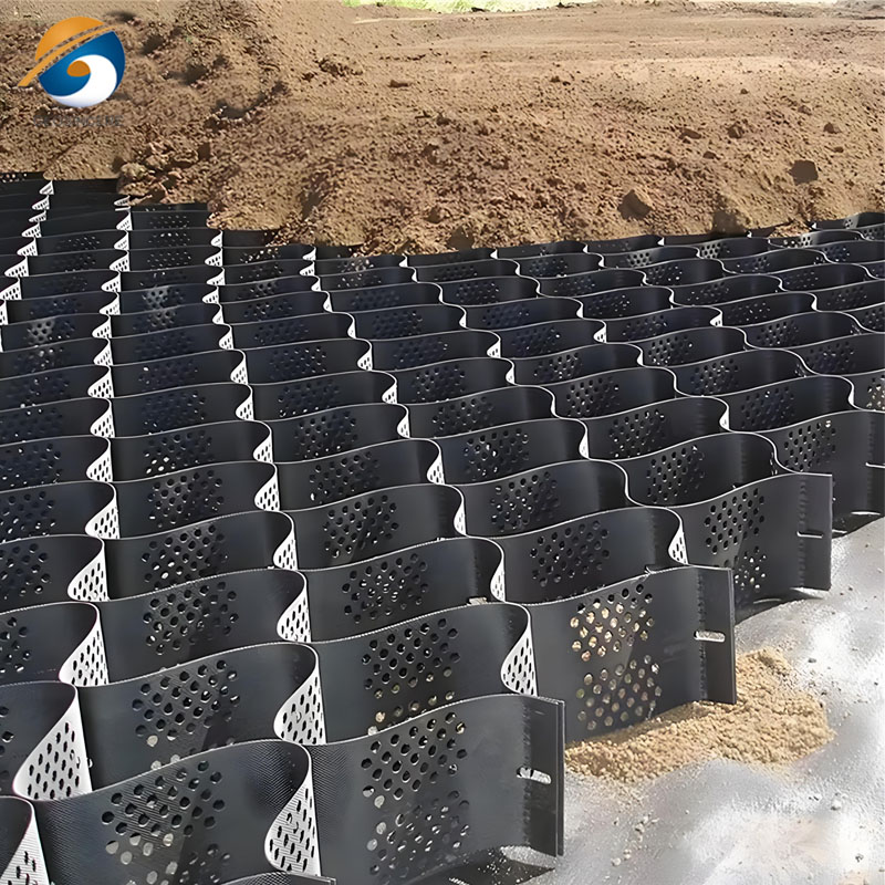 Geocélula em PEAD para estabilização de taludes e aterros